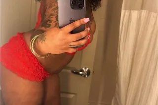 ONCE IN A LIFETIME 😍💦NEW IN TOWN - Image 3