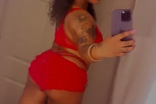 ONCE IN A LIFETIME 😍💦NEW IN TOWN - Image 1