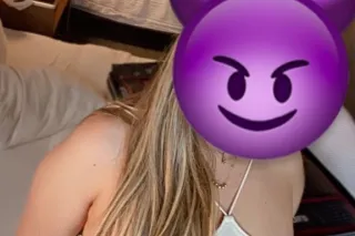 JUST ARRIVED SEXY HORNY⭐BIG BOOTY COLOMBIAN READY TO FUFILL YOUR SEXUAL FANTASIES🌕 - Image 2