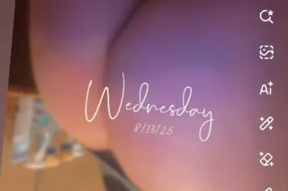 BEAUTIFUL BLONDE BOMBSHELL - Image 6